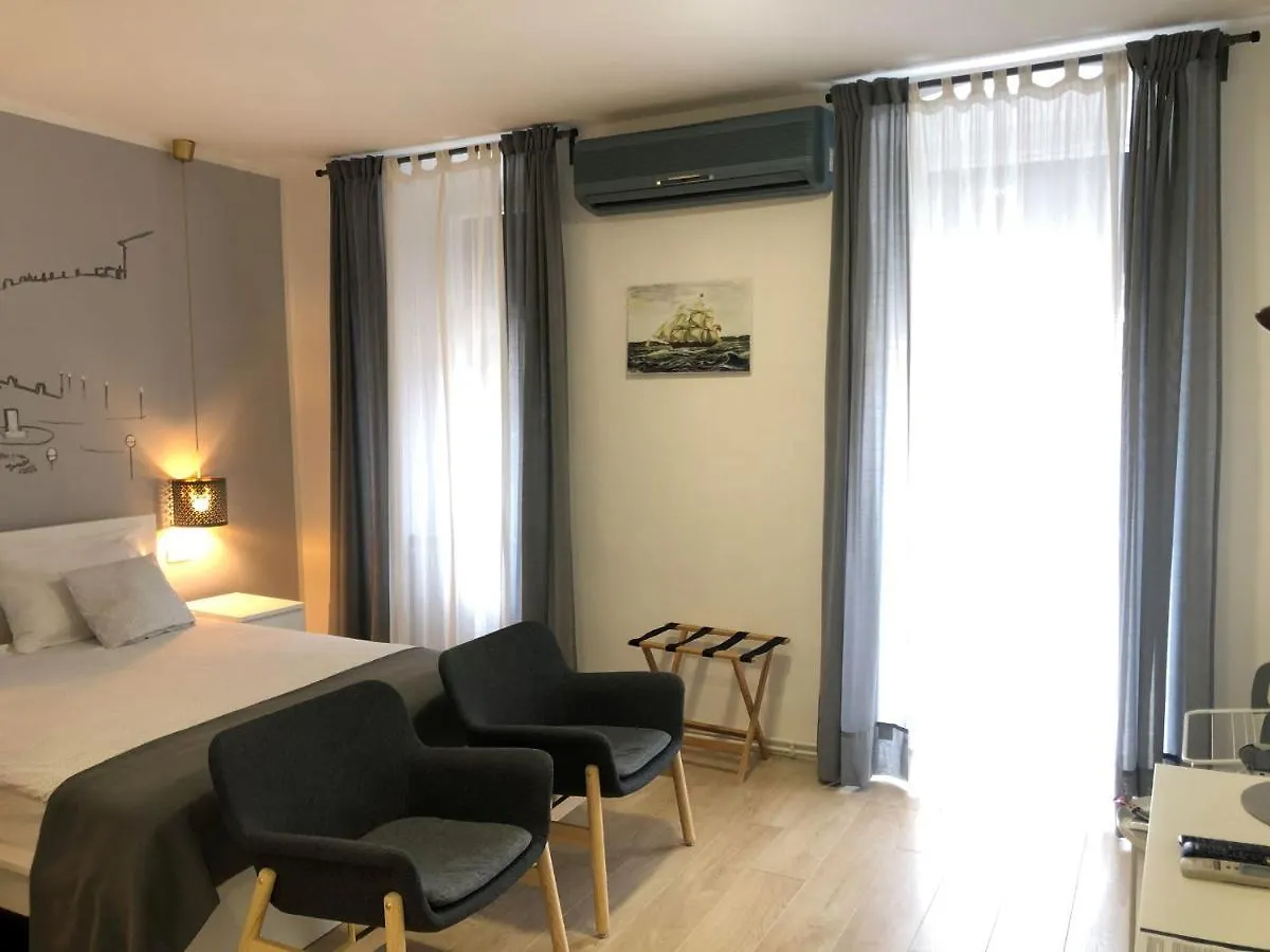 Sir John'S Apartments Rijeka