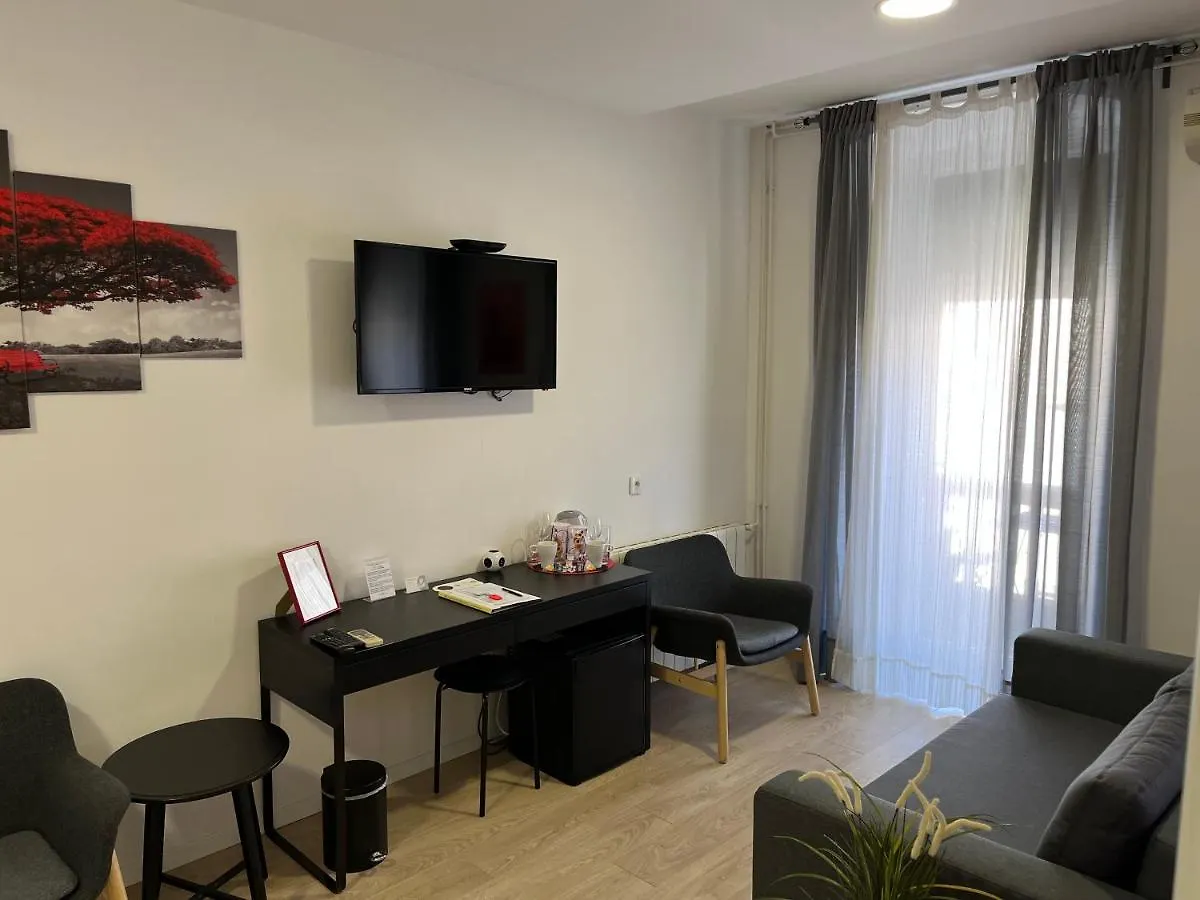 Sir John'S Apartments Rijeka Croatia