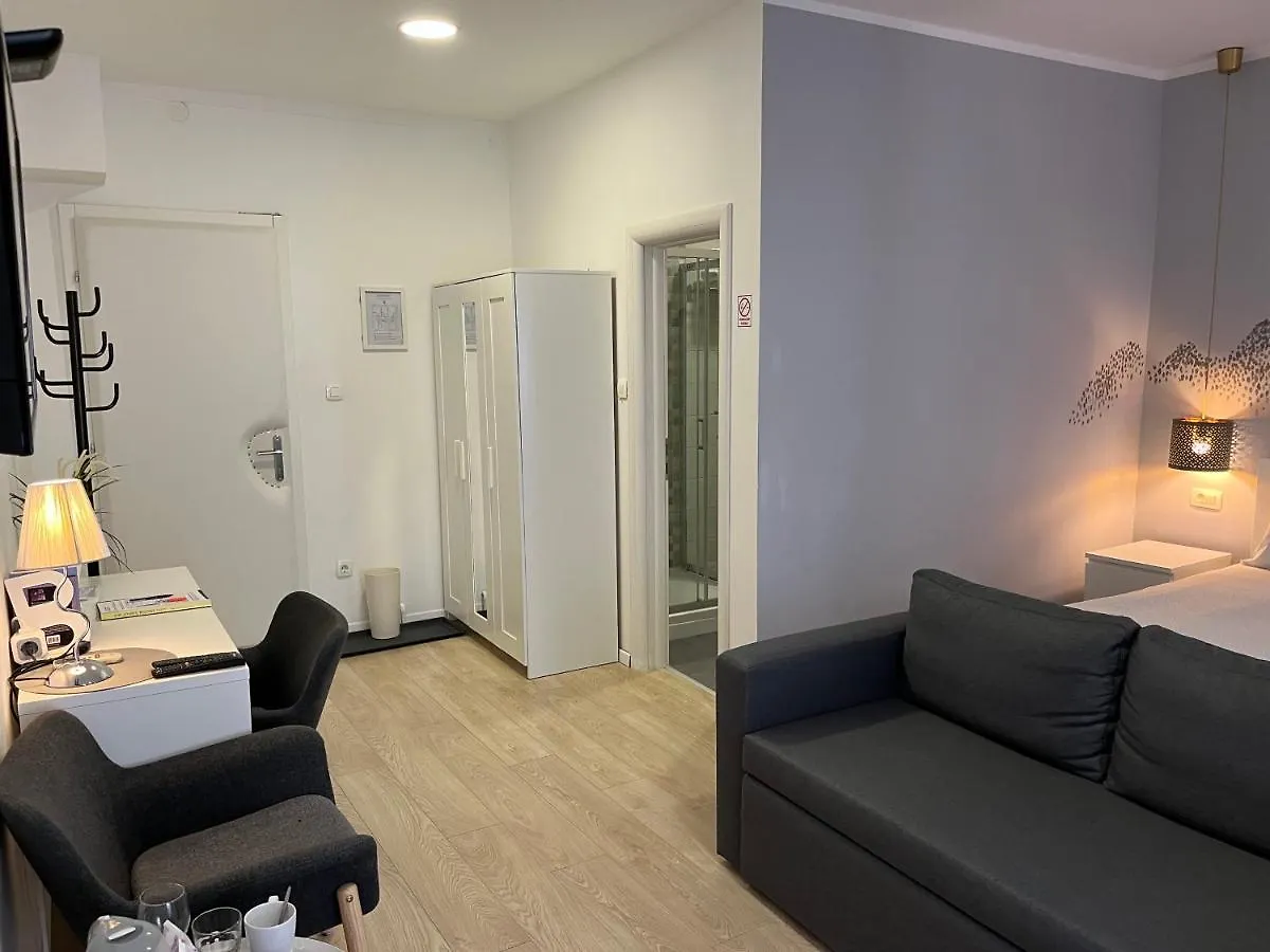 Sir John'S Rooms Rijeka