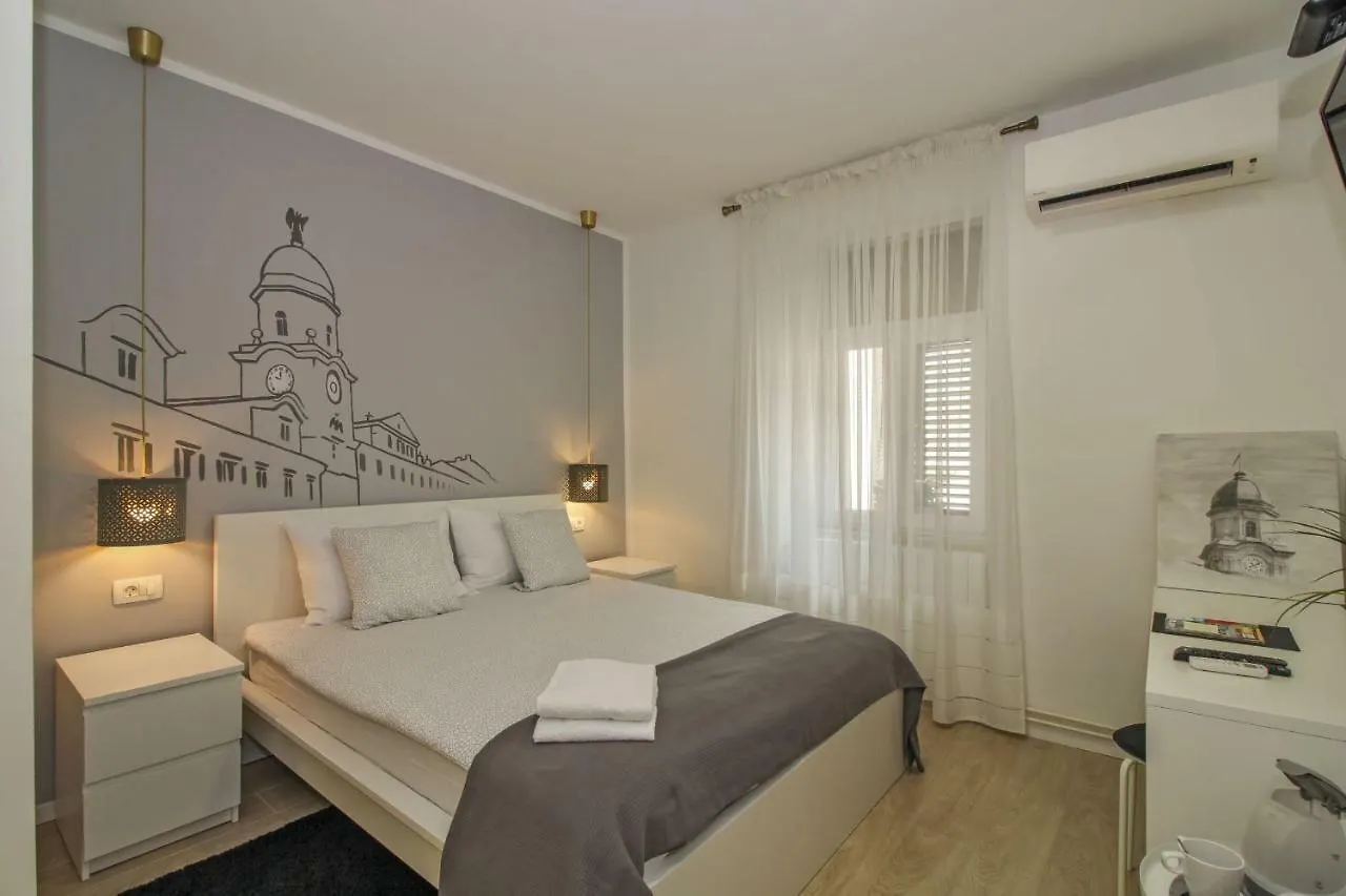Sir John'S Apartments Rijeka